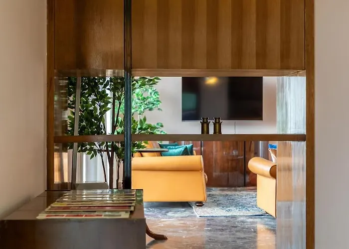10 Minuti Dal Duomo - Elegante Domus Apartment *