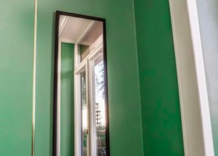 Apartment 10 Minuti Dal Duomo - Elegante Domus *