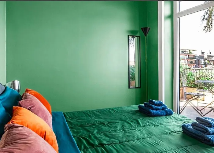 Apartment 10 Minuti Dal Duomo - Elegante Domus