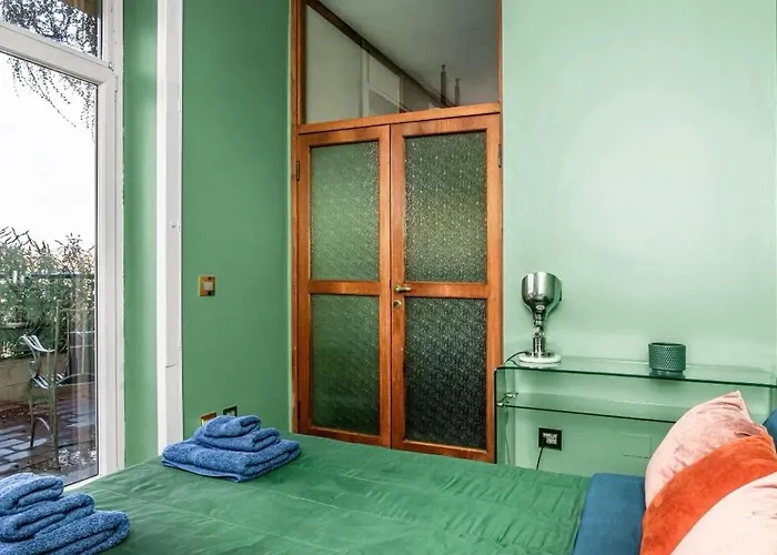 10 Minuti Dal Duomo - Elegante Domus Apartment
